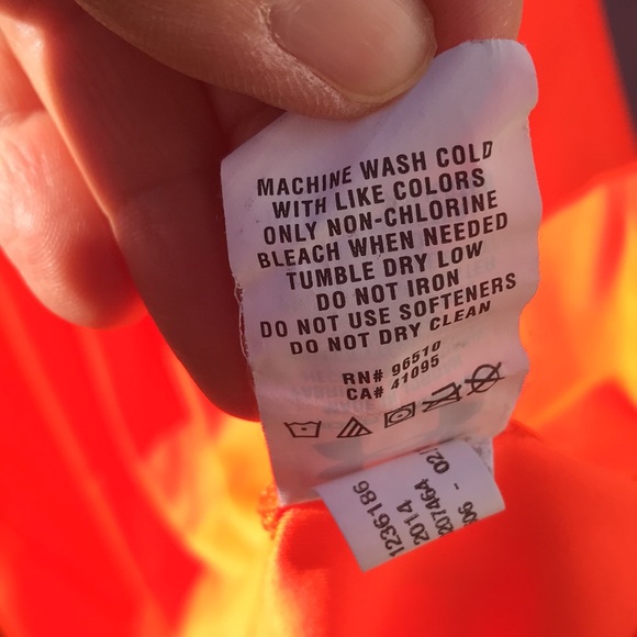 Under Armour  HeatGear Mens Short Sleeve Orange w/ Gray Insert, Medium - Picture 9 of 9